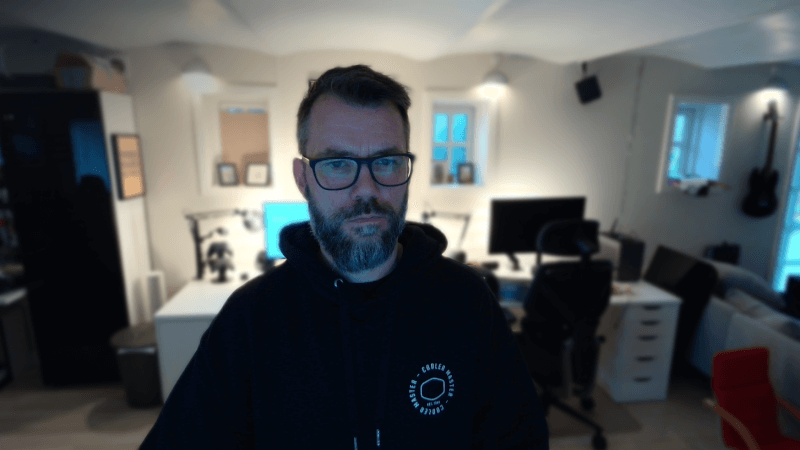 Razer Camo 4K UDEN lys.png